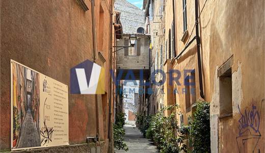 PERUGIA - CORSO CAVOUR - APPARTAMENTO IN FASE DI RISTRUTTURAZIONE